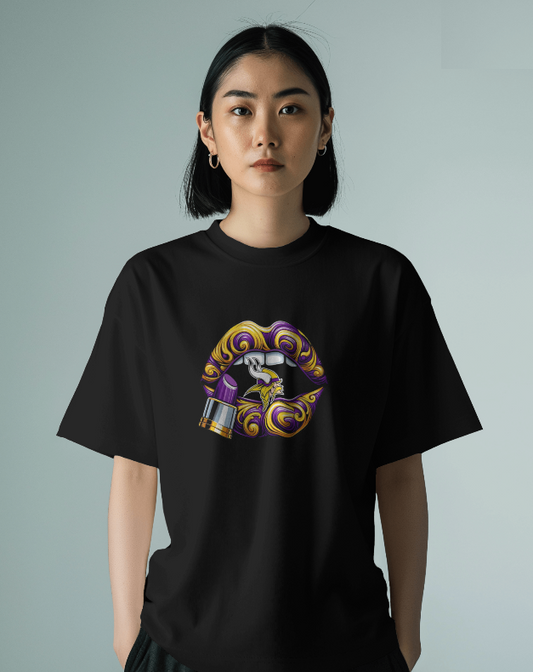 Minnesota Vikings Vintage Lips Womens NFL Tee